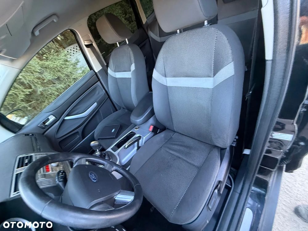 Ford Kuga 2.0 TDCi 4x4 Trend - 16