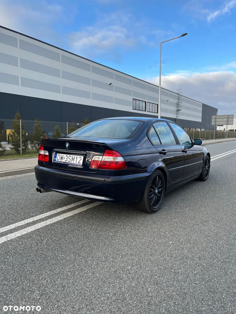 BMW Seria 3 325i Edition Lifestyle - 4