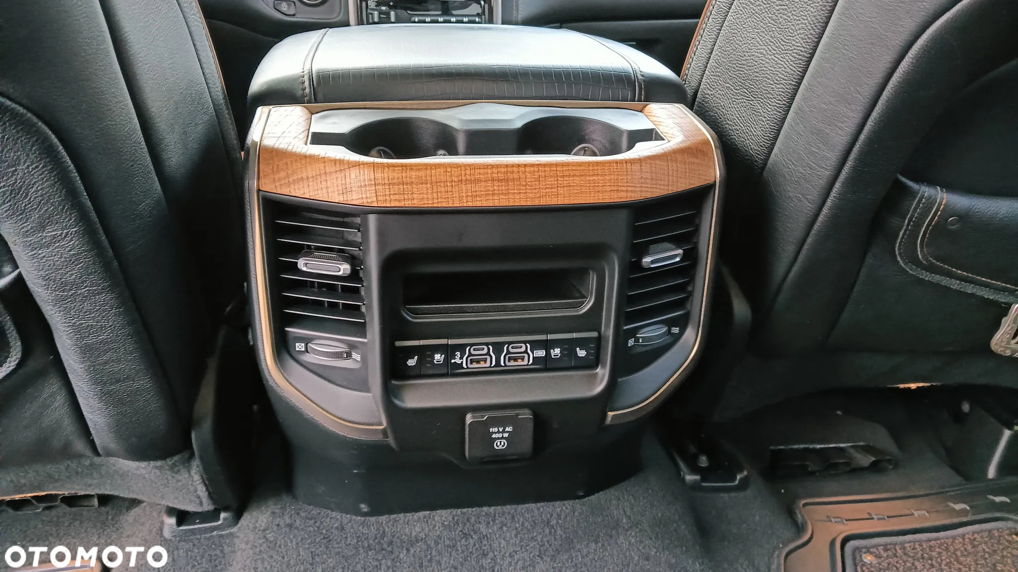 Dodge RAM 1500 5.7 4x4 - 21