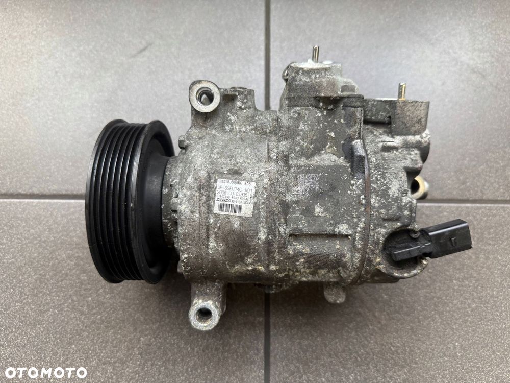 KOMPRESOR KLIMATYZACJI VW AUDI SKODA 8J0260805