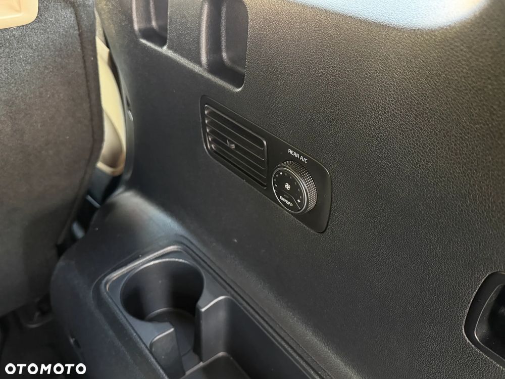 Kia Sorento 2.0 CRDI L - 38