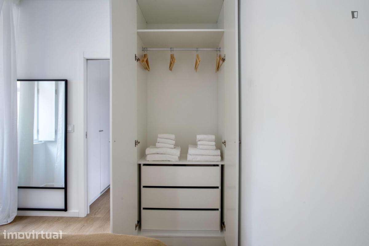 Apartamento com 1 quartos - localizado em São Bento Lisbon - Grande imagem: 4/14