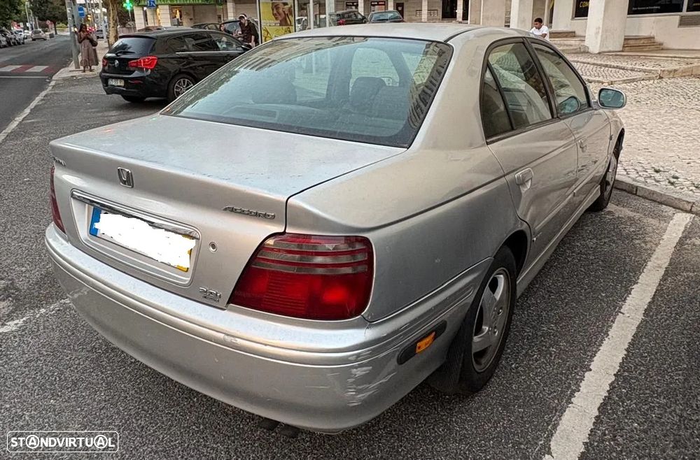 Honda Accord 2.0 ES - 5