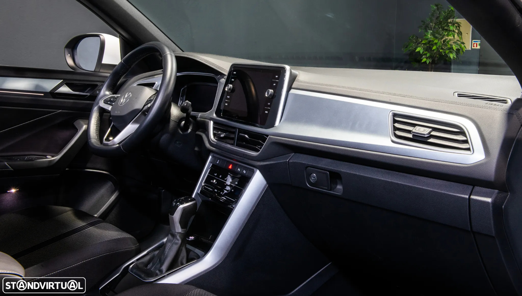 VW T-Roc 1.5 TSI Style DSG - 28