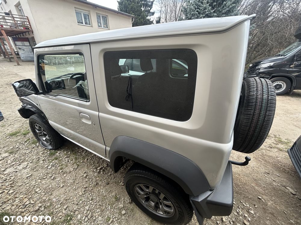 Suzuki Jimny 1.5 ALLGRIP Comfort+ - 4