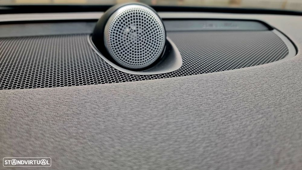 Volvo V90 D5 AWD Geartronic R Design - 16