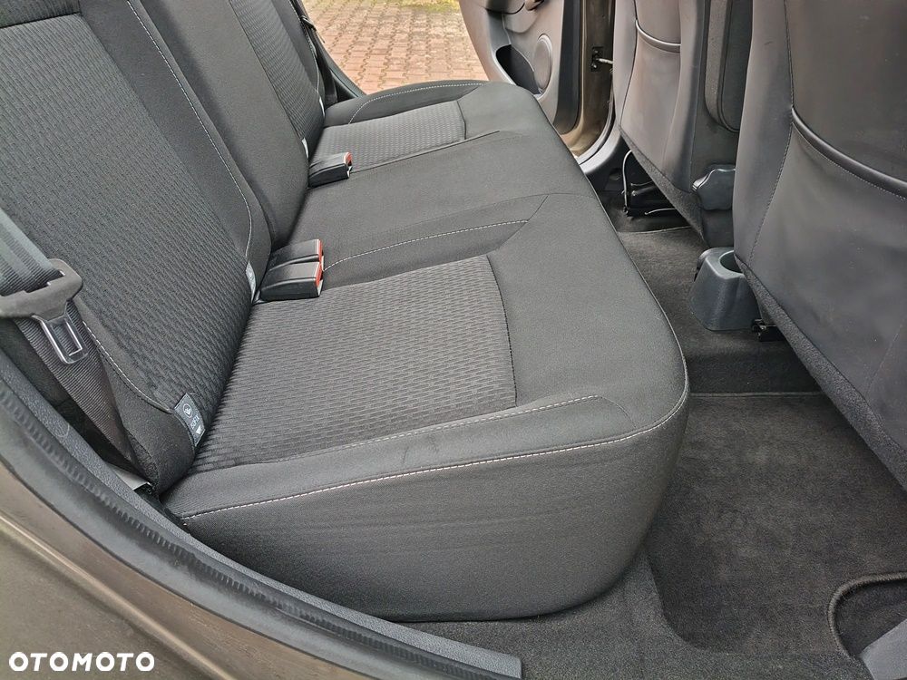 Dacia Logan TCe 90 S&S Laureate - 24