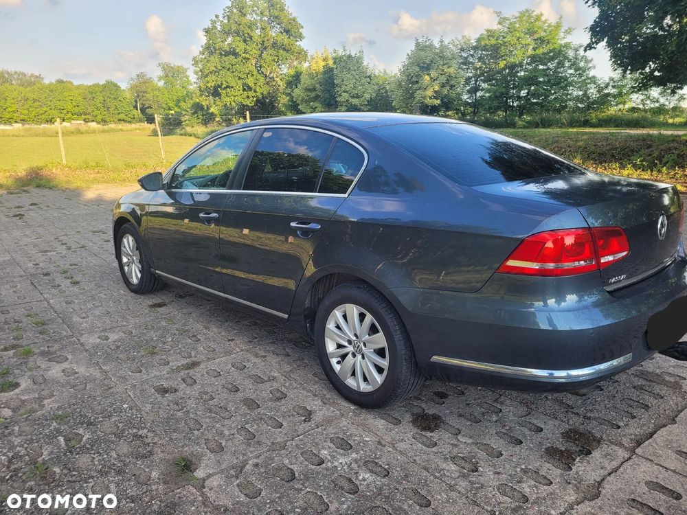 Volkswagen Passat - 6