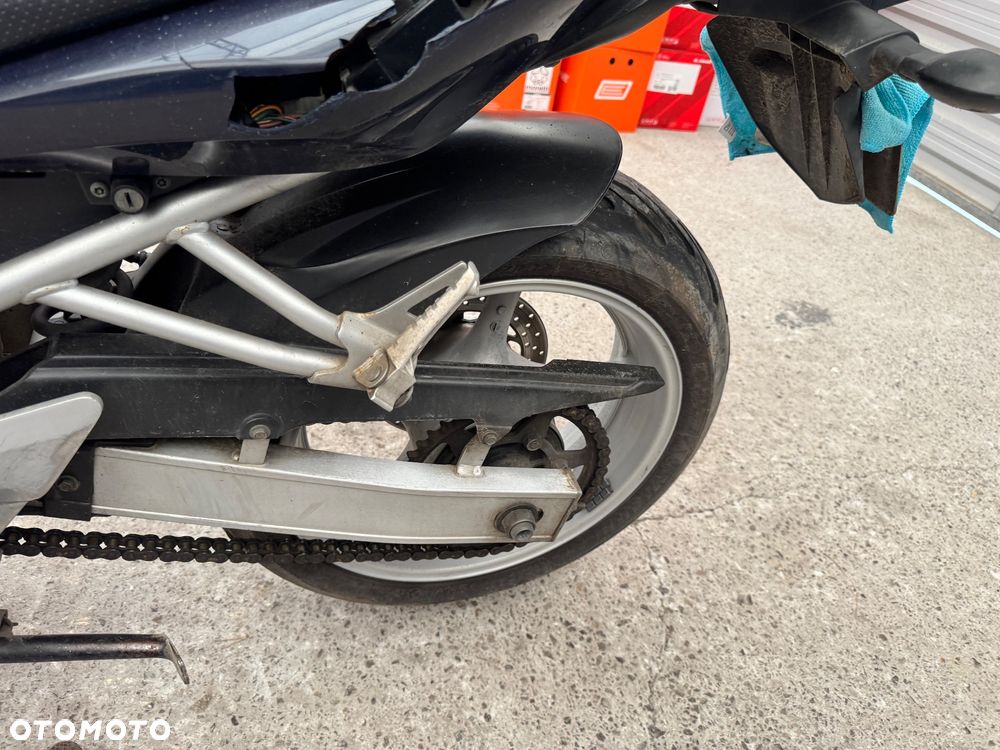 Yamaha FZ6 - 19