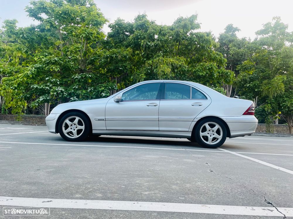 Mercedes-Benz C 220 - 4