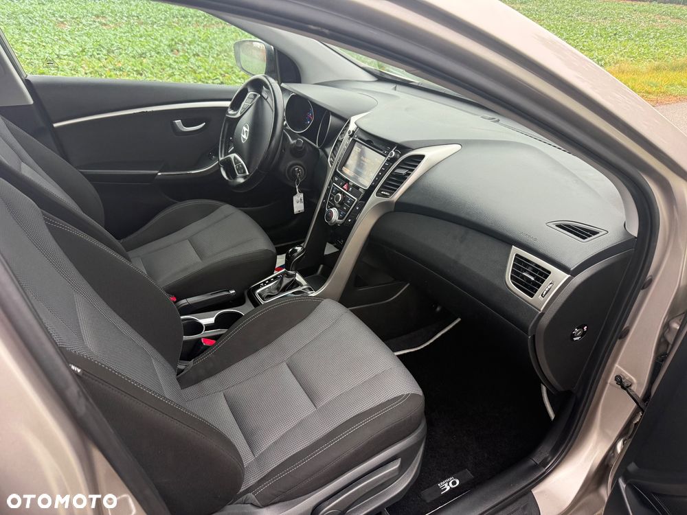 Hyundai i30 - 19