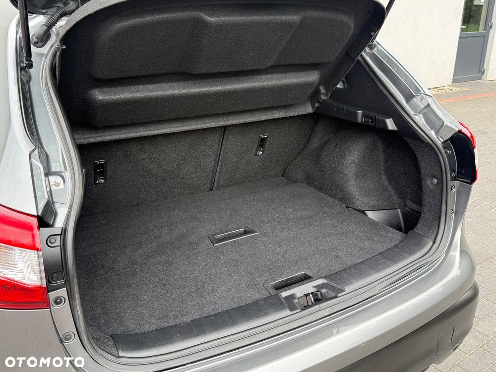Nissan Qashqai 1.6 DCi Tekna Xtronic EU6 - 12