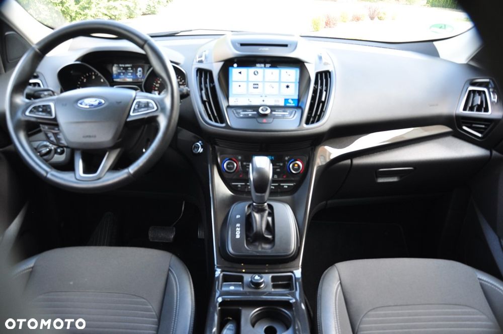 Ford Kuga 2.0 TDCi 4x4 Titanium - 27
