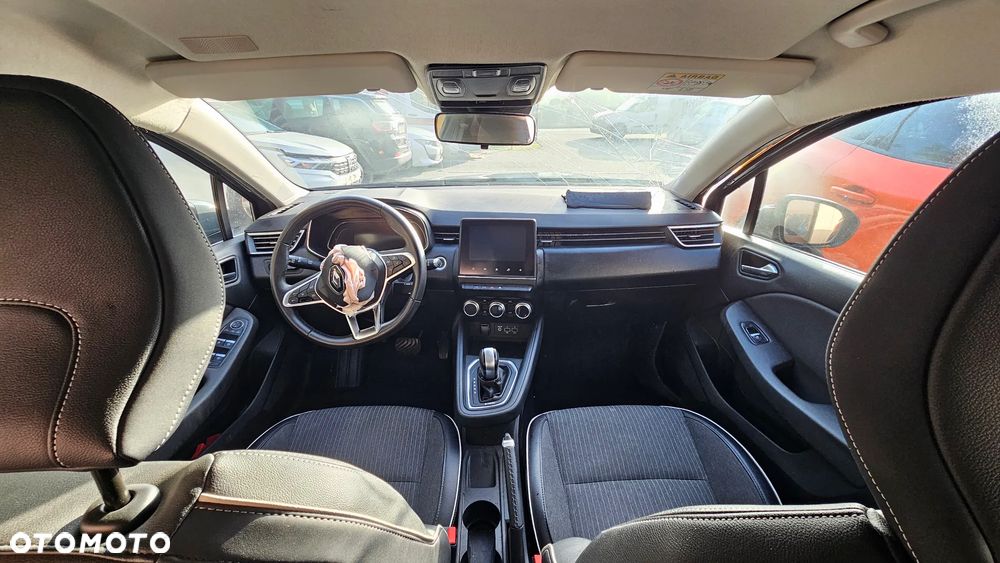 Renault Clio - 24