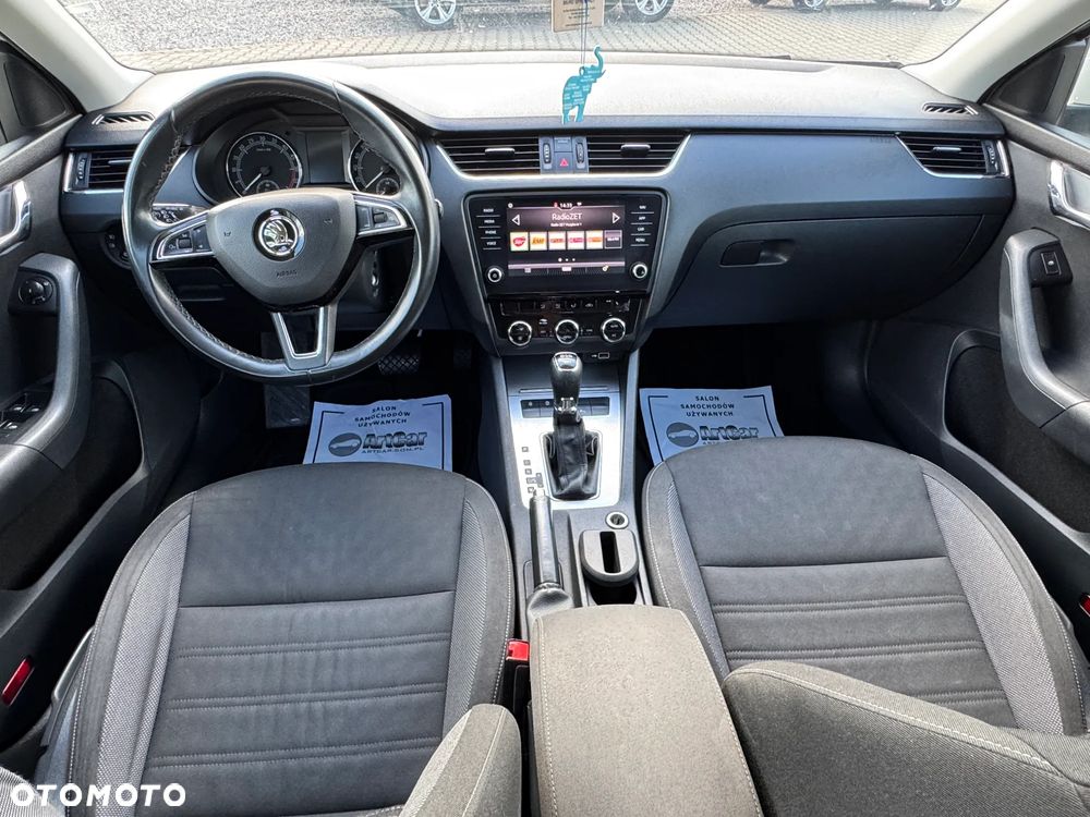 Skoda Octavia 1.6 TDI Ambition DSG - 19