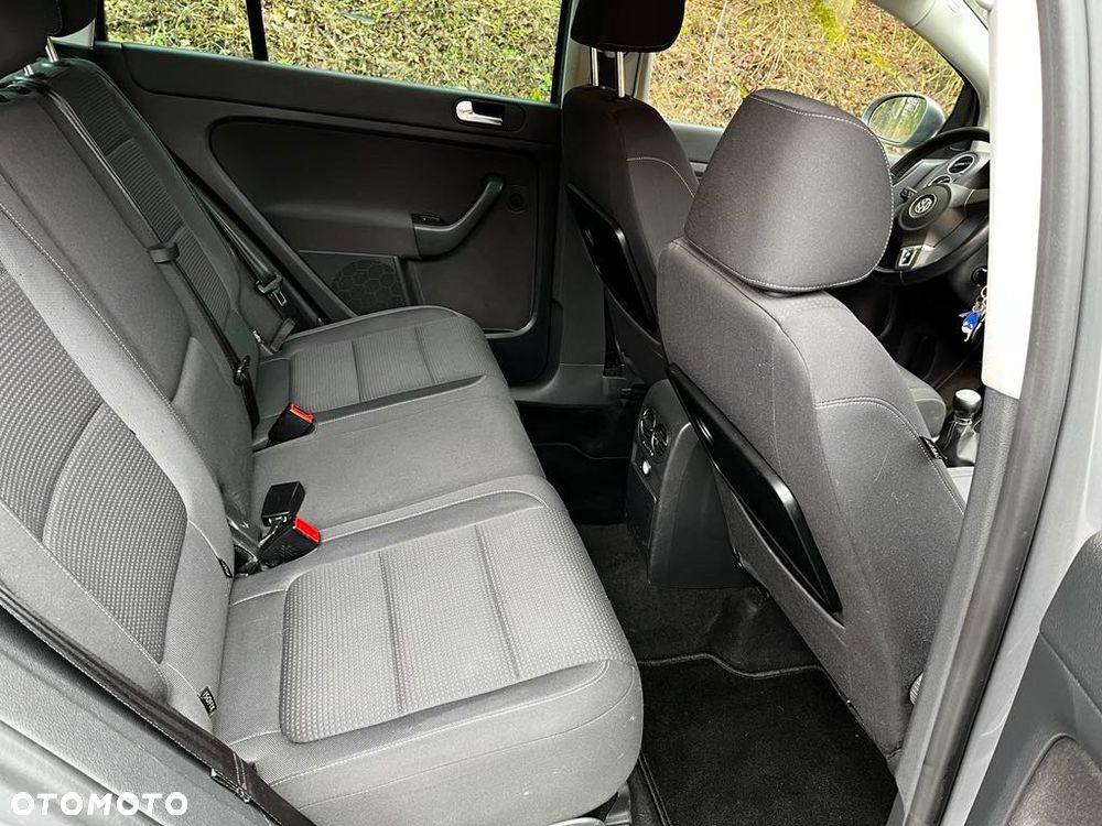 Volkswagen Golf Plus - 9