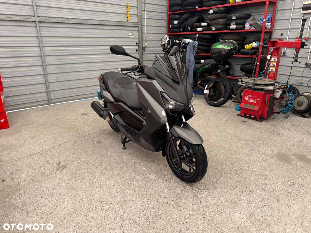 Yamaha X-max - 1