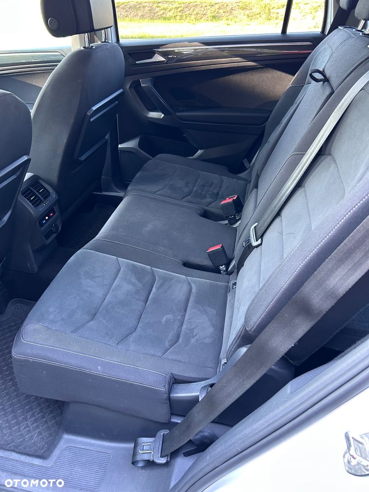 Volkswagen Tiguan 2.0 TDI SCR 4Mot R-Line DSG - 11