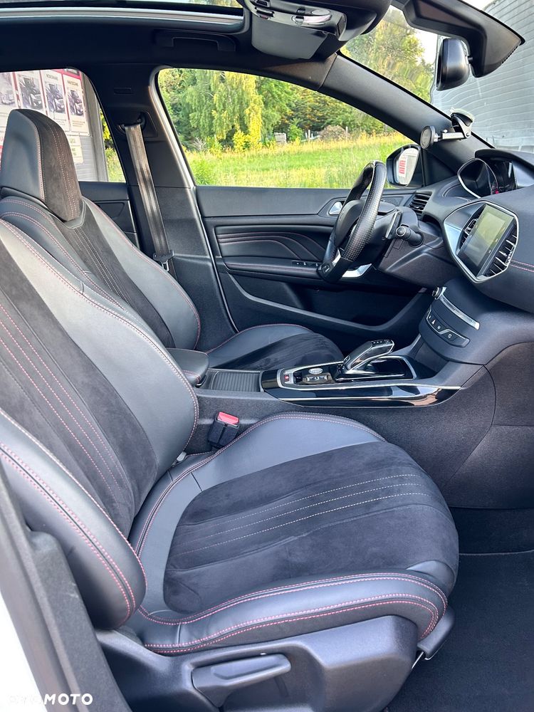Peugeot 308 BlueHDi FAP 180 EAT8 Stop & Start GT - 31