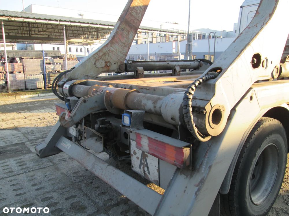 Mercedes-Benz 1841 Actros E5 18.0t - 26