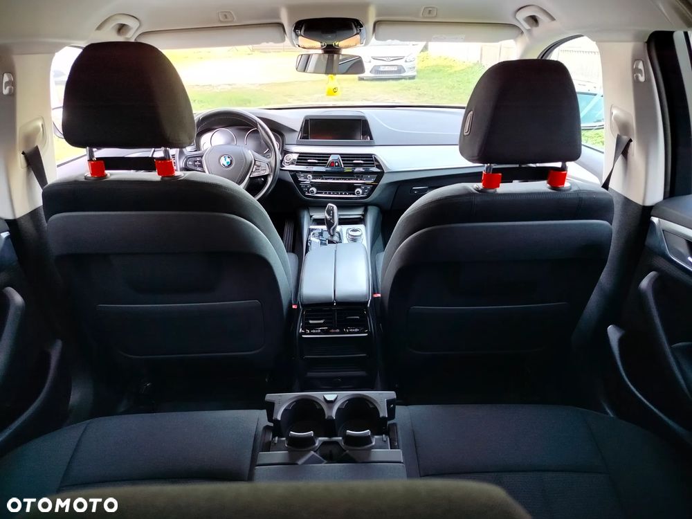 BMW Seria 5 520d xDrive Sport - 27