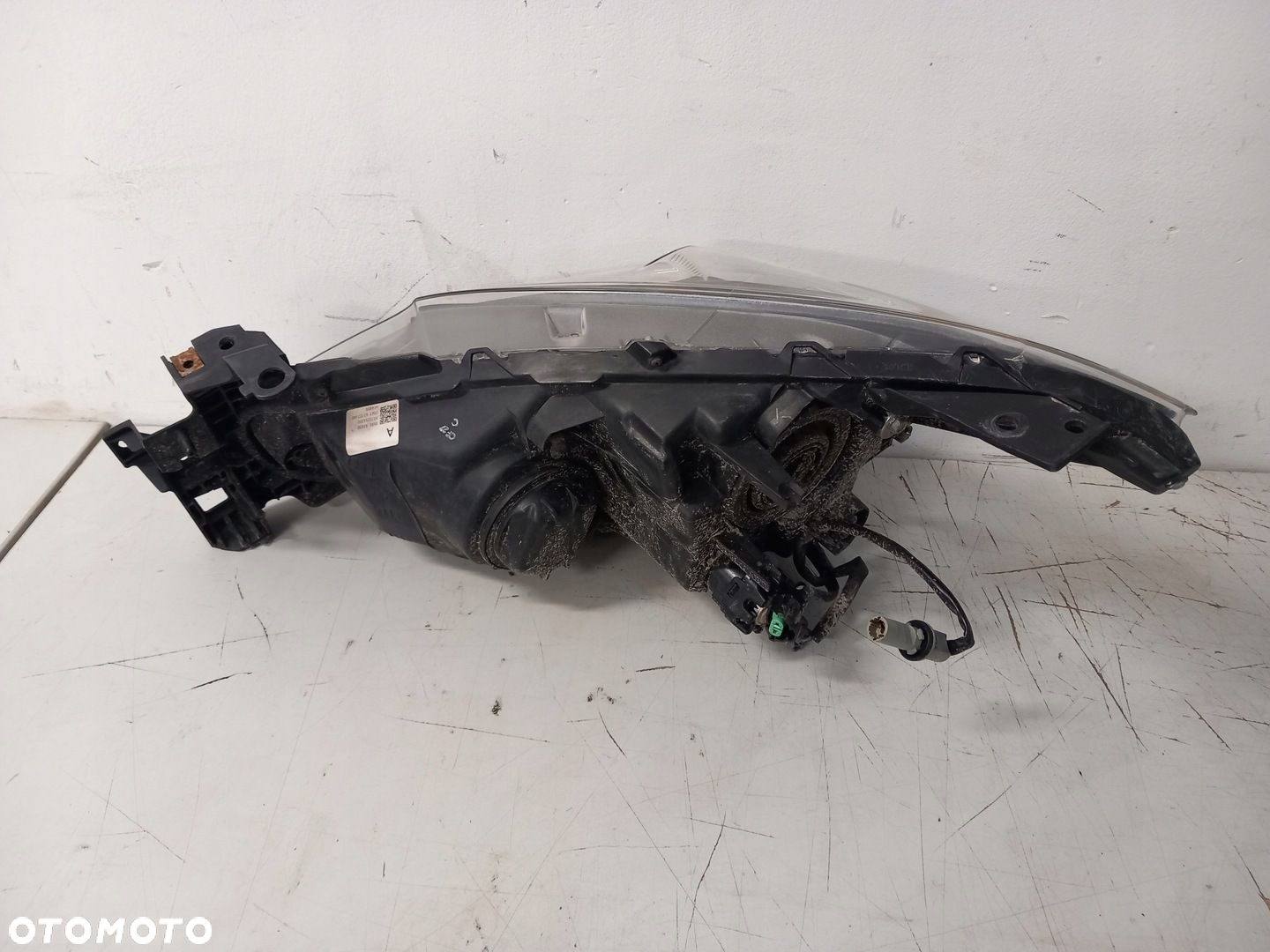 REFLEKTOR LAMPA PRAWY PRZÓD MAZDA 3 2013- - 3
