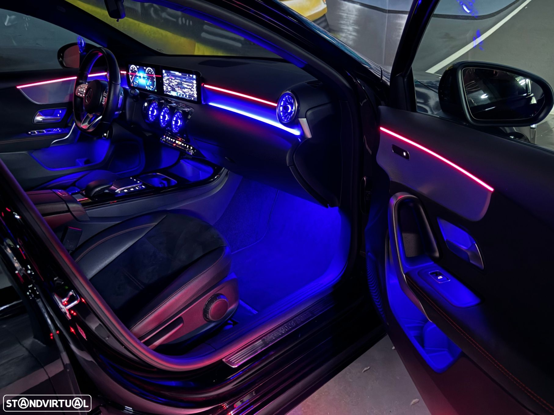 Mercedes-Benz A 250 Limousine e AMG Line - 15