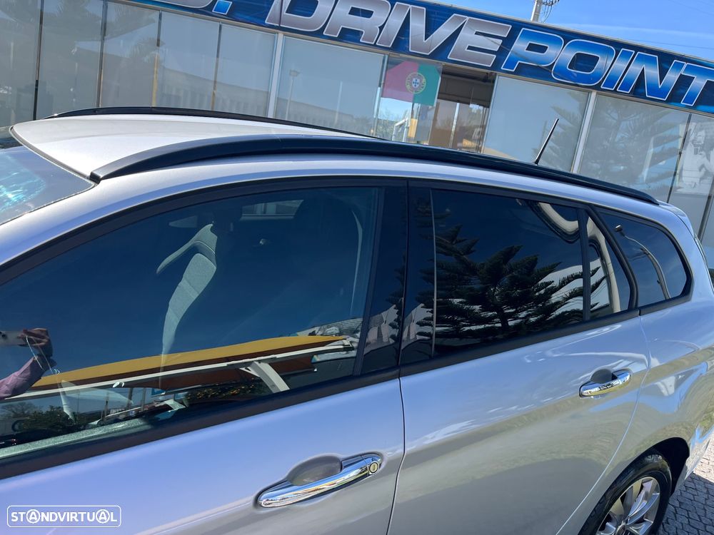 Fiat Tipo Station Wagon 1.3 M-Jet Lounge - 24