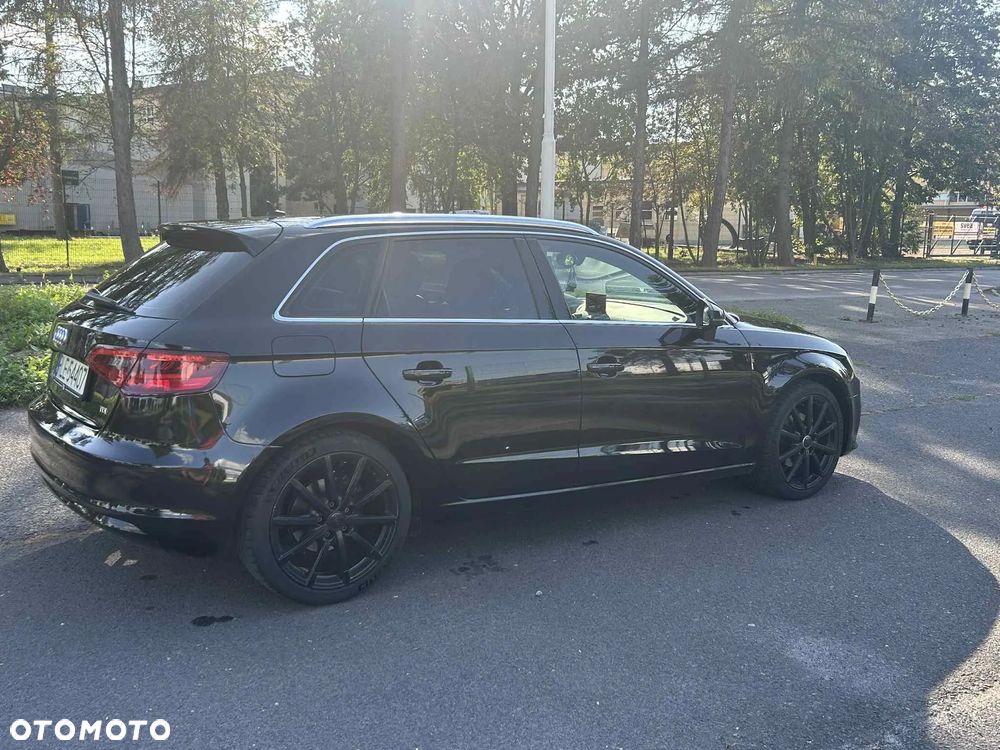 Audi A3 Sportback 1.6 TDI clean diesel Ambition S tronic - 4