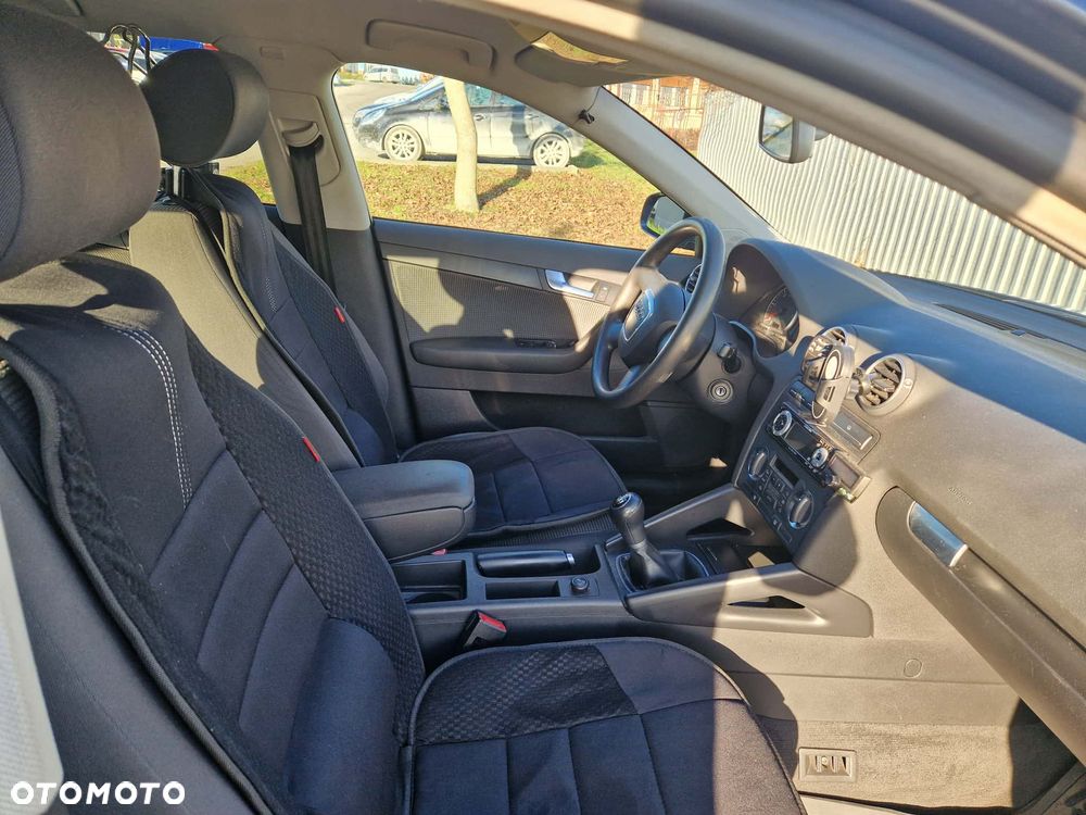 Audi A3 Sportback 1.9 TDI Attraction - 7