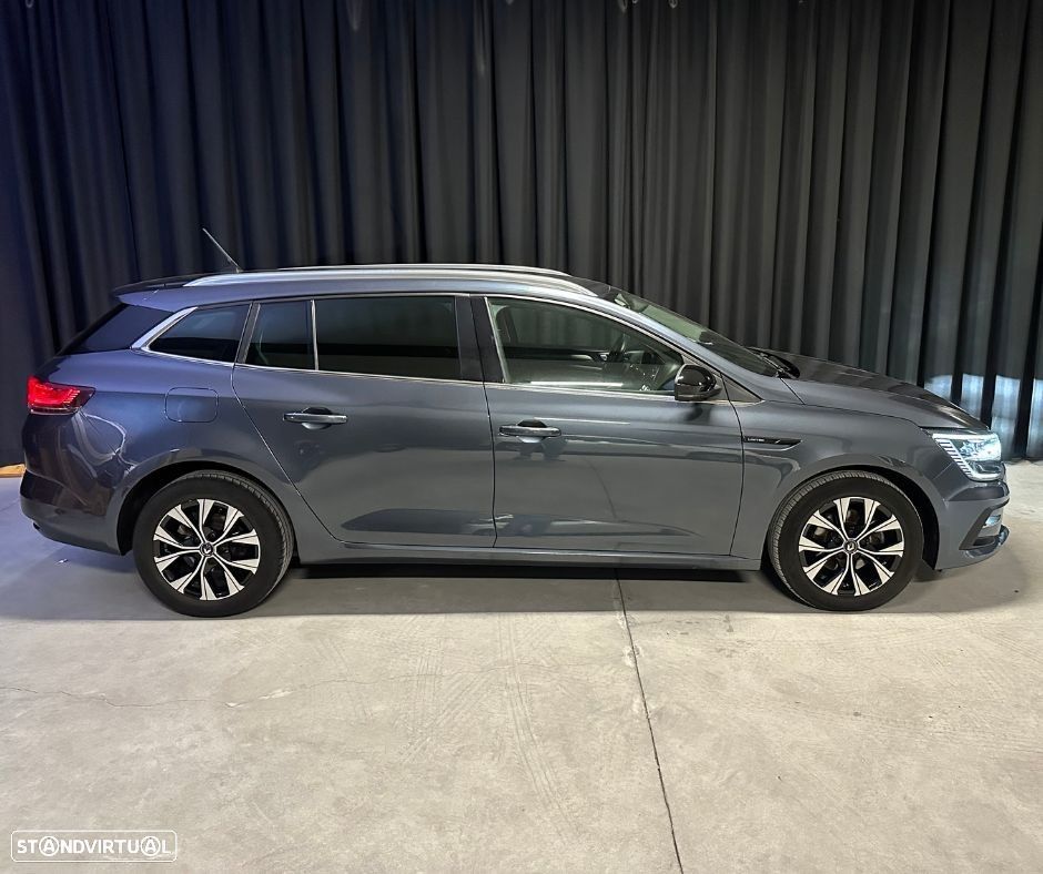 Renault Mégane Sport Tourer 1.3 TCe Limited J17 - 9