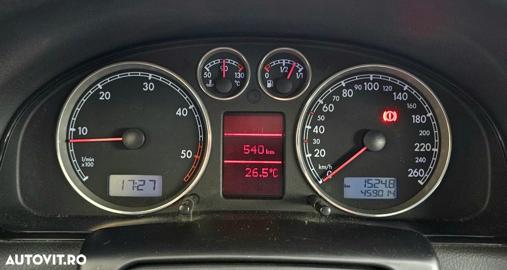 Volkswagen Passat 1.9 TDI - 8