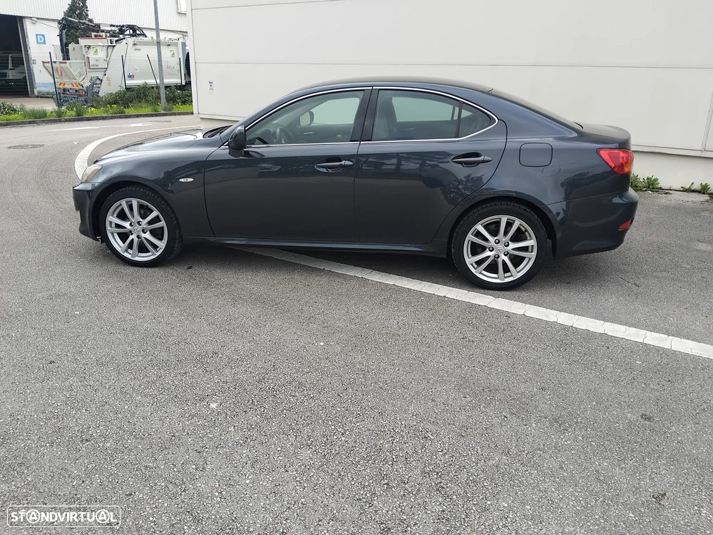 Lexus IS 220 d Sport 58 - 2