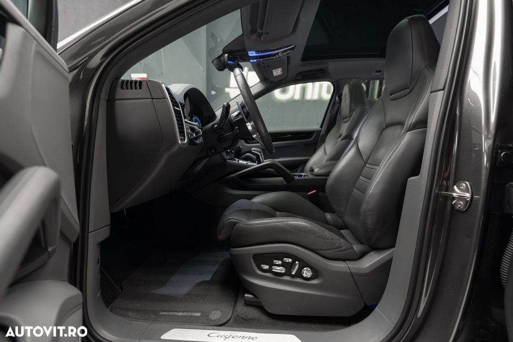 Porsche Cayenne Tiptronic S - 15