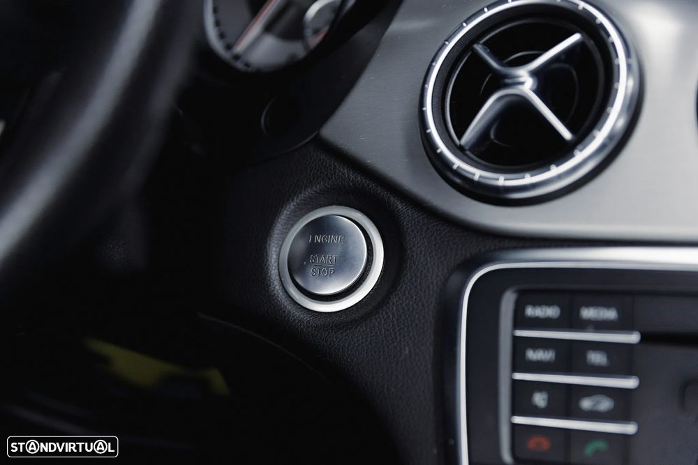 Mercedes-Benz CLA 180 - 20