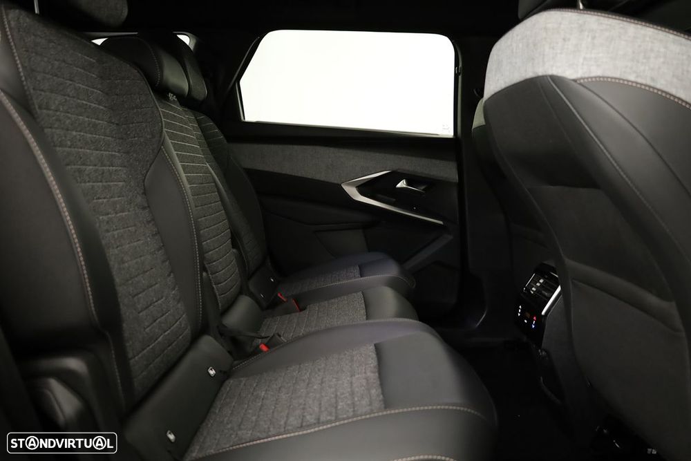 Peugeot 5008 1.2 Hybrid Allure e-DCS6 - 20