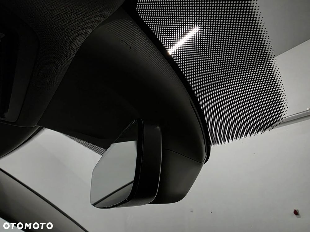 Skoda Octavia 2.0 TDI DSG Exclusive Plus - 29