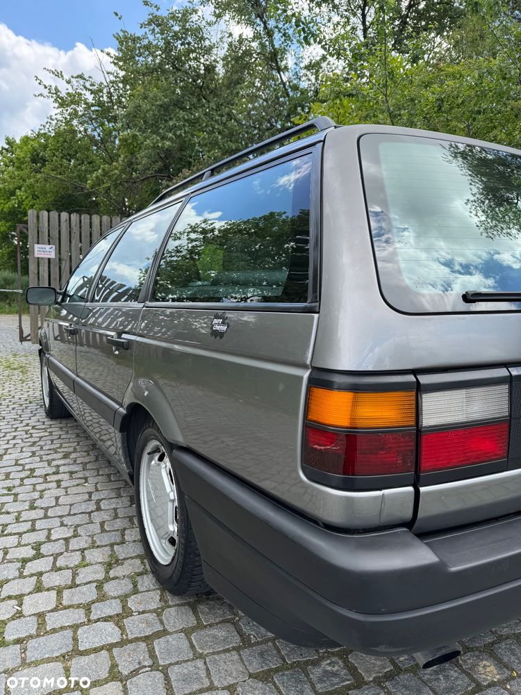 Volkswagen Passat 1.8 CL - 7