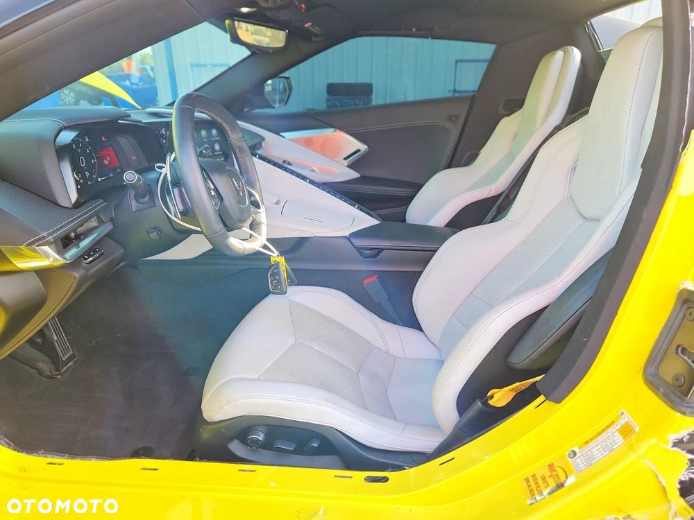 Chevrolet Corvette Stingray 2LT 6.2 V8 Automatik - 6