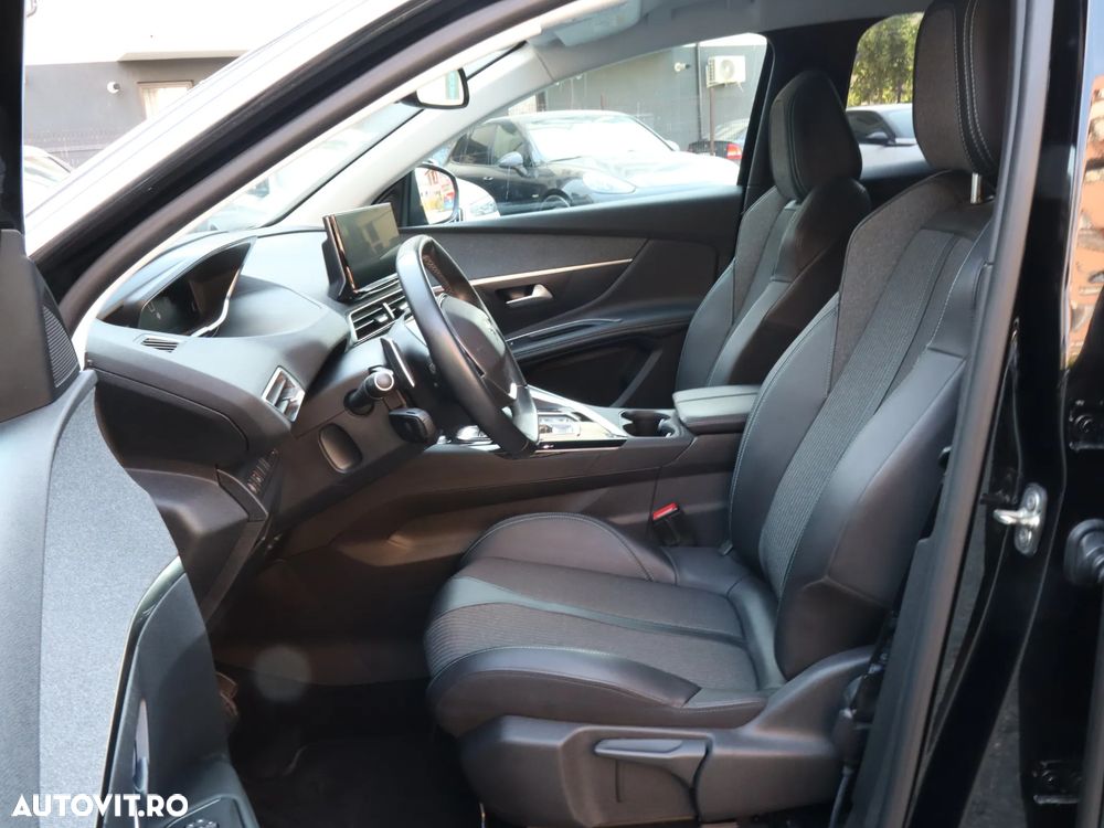 Peugeot 3008 1.2 PureTech 130 EAT8 Allure Pack - 17