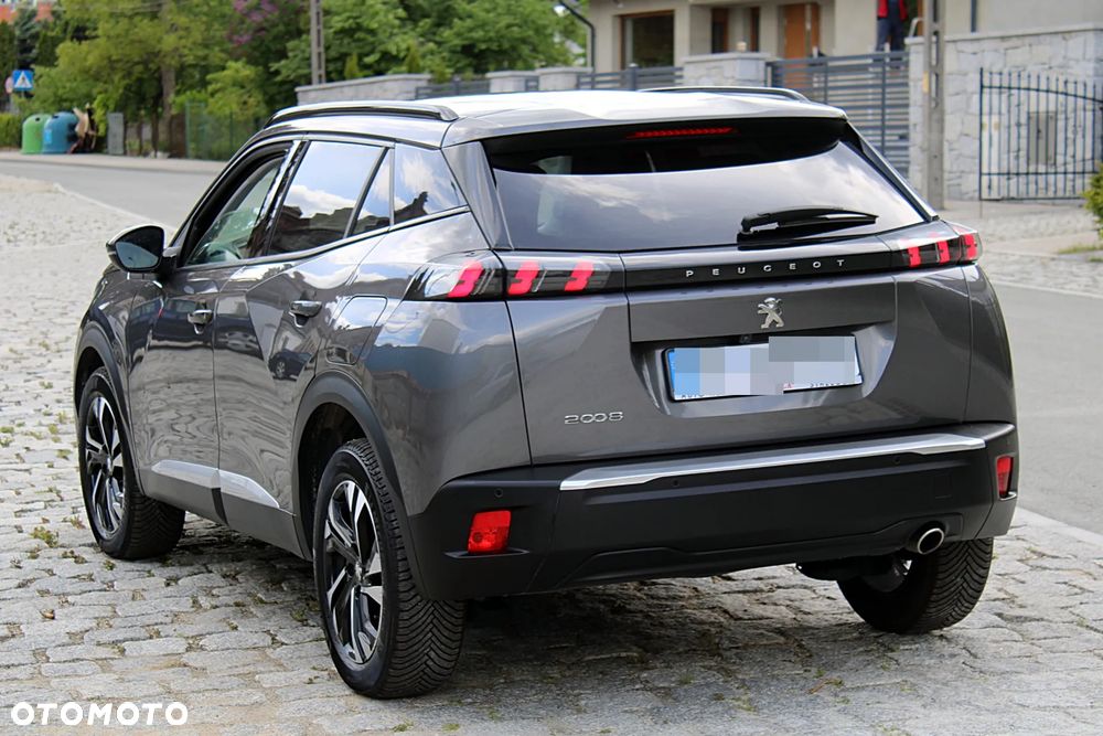 Peugeot 2008 - 9