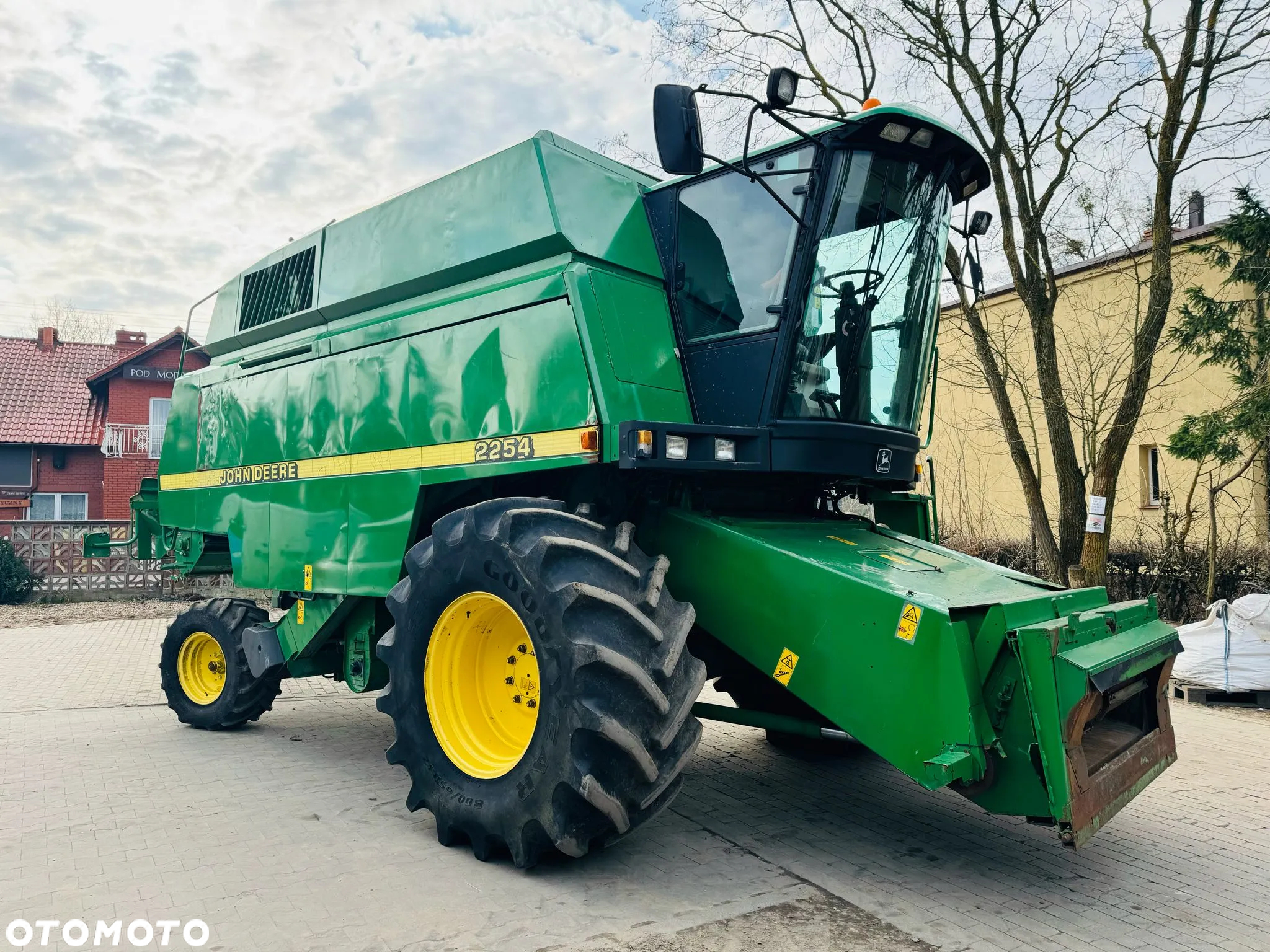 John Deere 2254 - 3