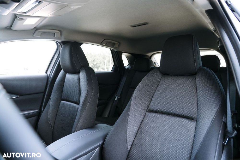 Mazda CX-30 - 16