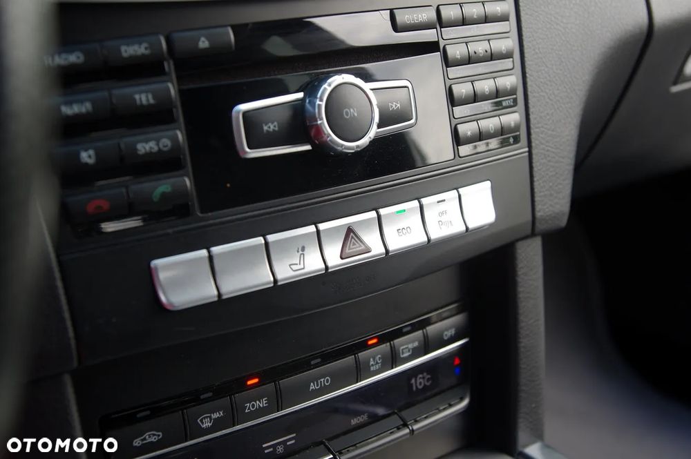 Mercedes-Benz Klasa E 350 BlueTEC 9G-TRONIC Avantgarde - 39
