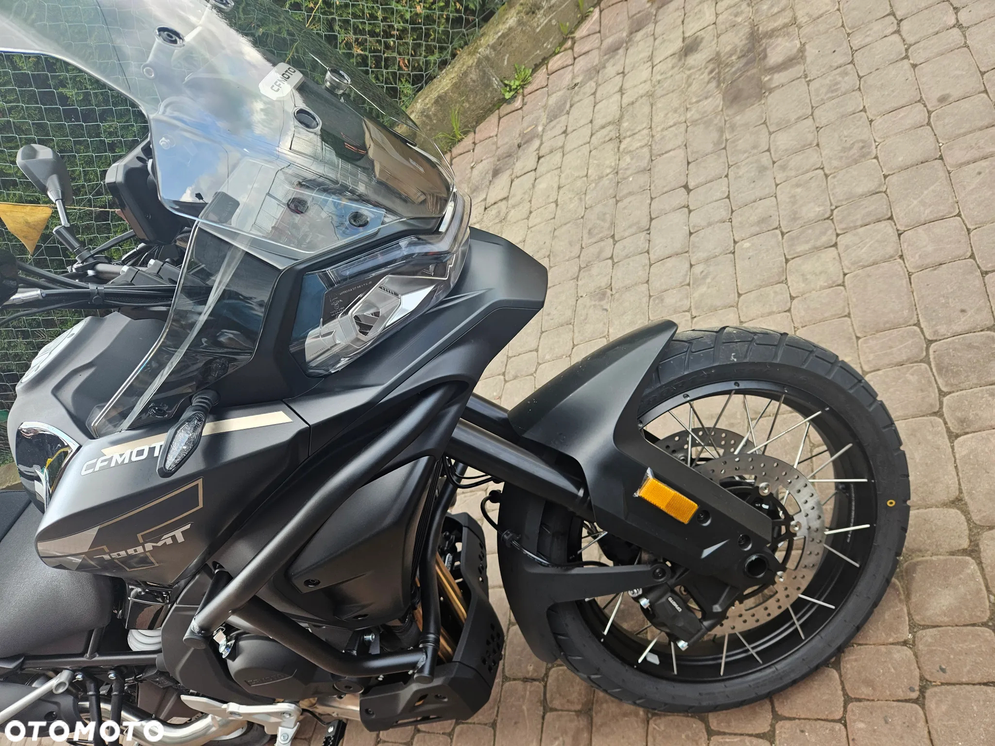 CFMoto MT - 13