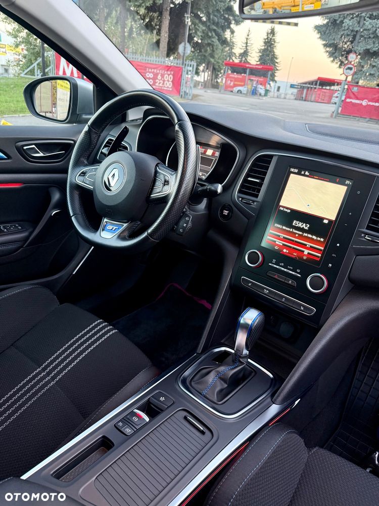Renault Megane ENERGY TCe 205 EDC GT - 31