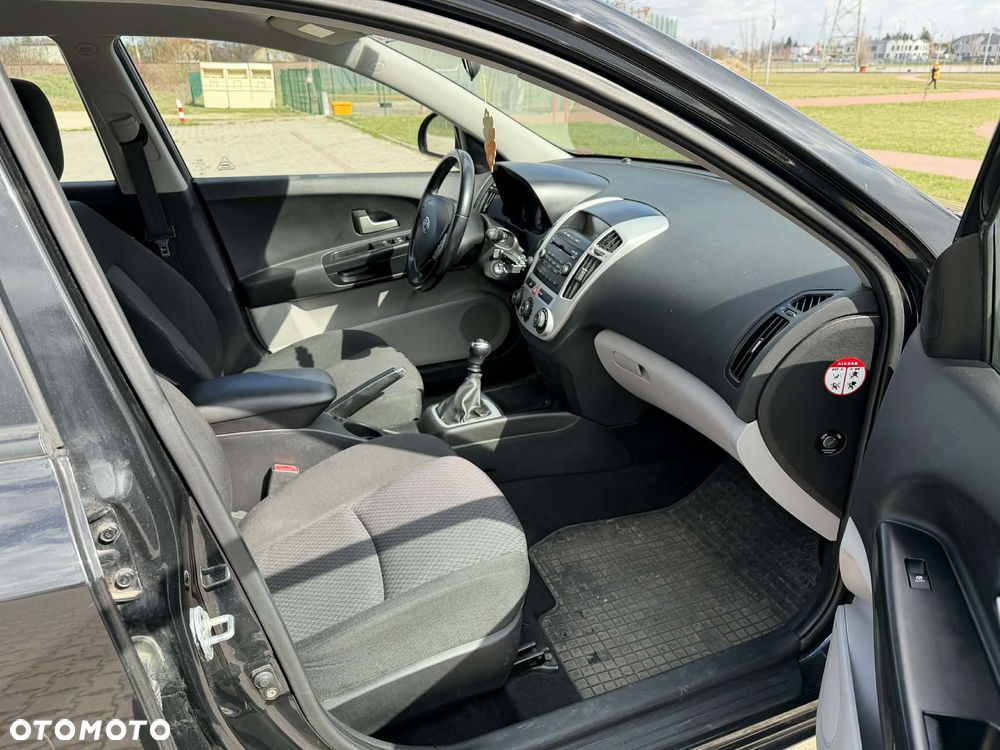 Kia Ceed 1.4 CVVT EX - 10