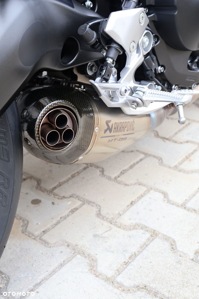 Yamaha MT - 33