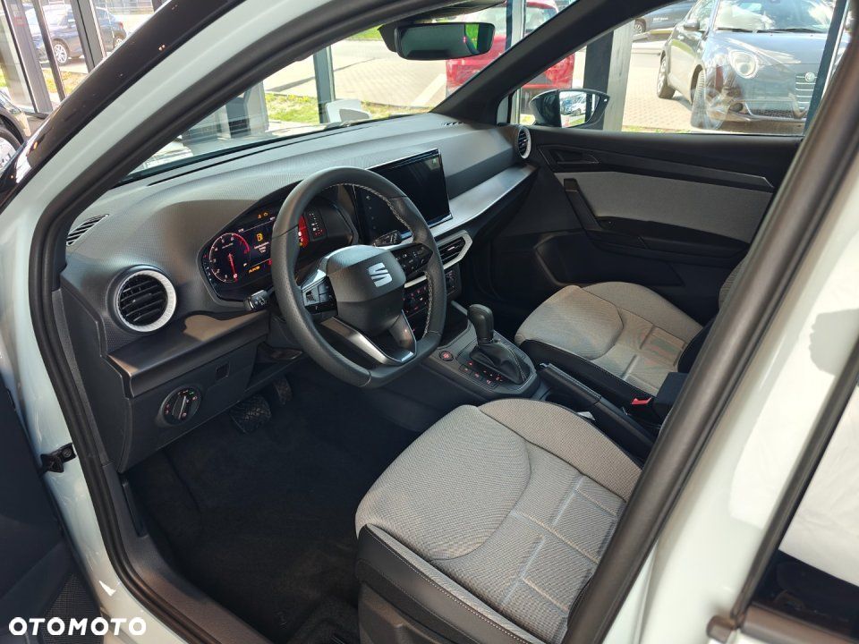 Seat Arona - 13