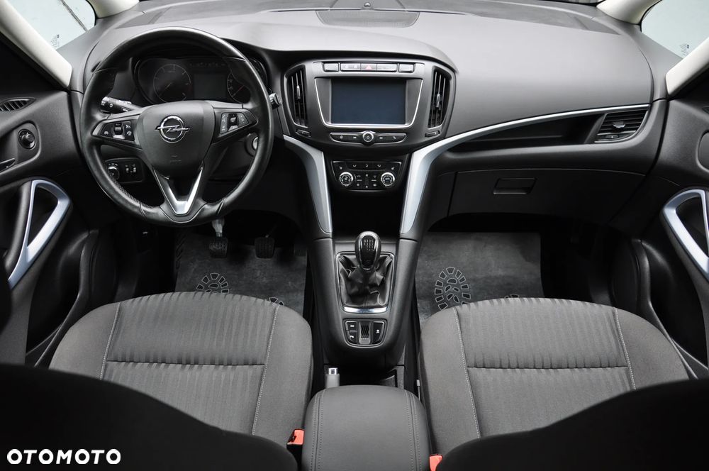 Opel Zafira 2.0 D (CDTI ecoFLEX) Start/Stop Innovation - 28